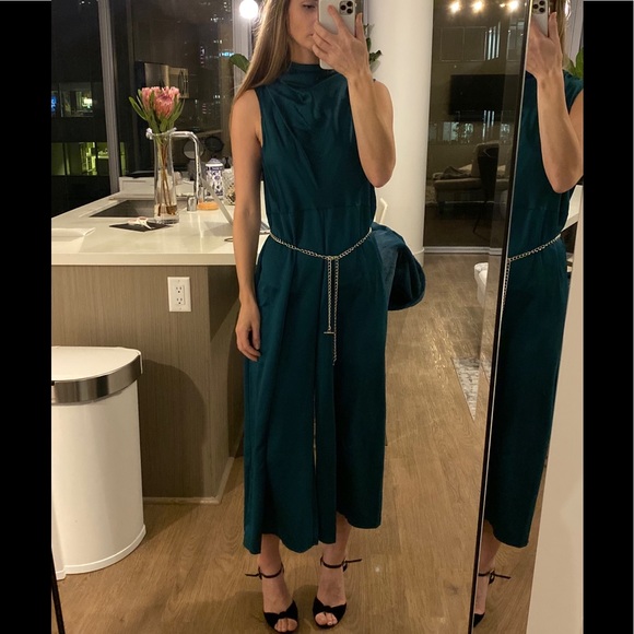 MATCHING SET - emerald green satin jumpsuit and fur coat - Picture 6 of 10